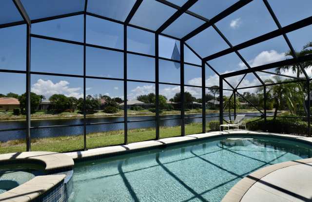 Photo of 6444 Autumn Woods Boulevard