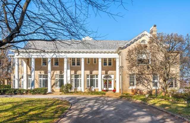 Photo of 31 Minnekahda Place