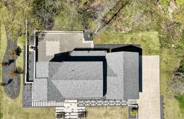 5587 Stonebridge Drive