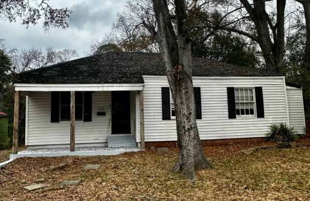 Quaint 3 Bedroom 2 Bath House in West Fondren