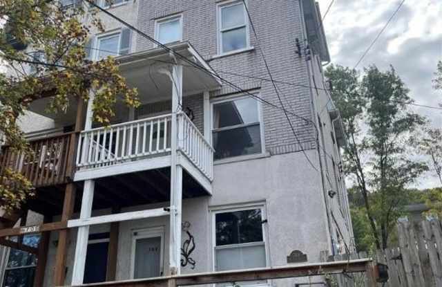 Photo of 704 William Street