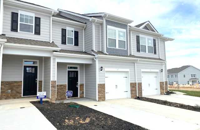 Photo of Newer Construction Townhome in Hendersonville