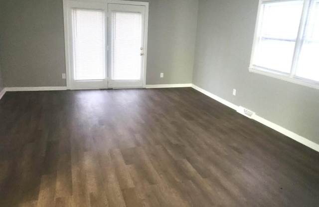 425 Bryanwood Parkway