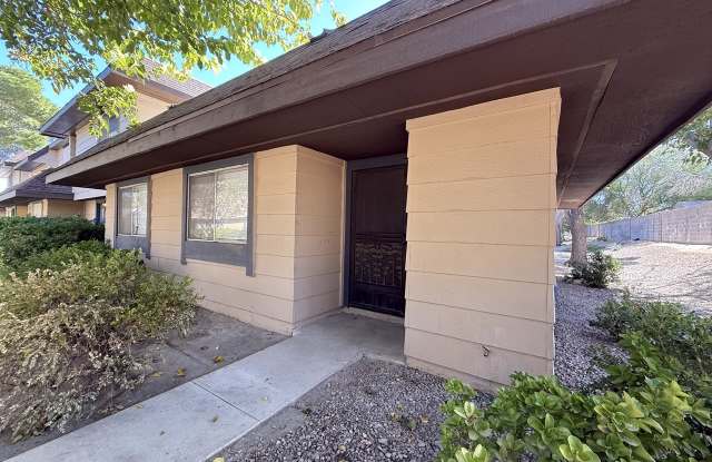 Photo of 6228 Meadow View Lane