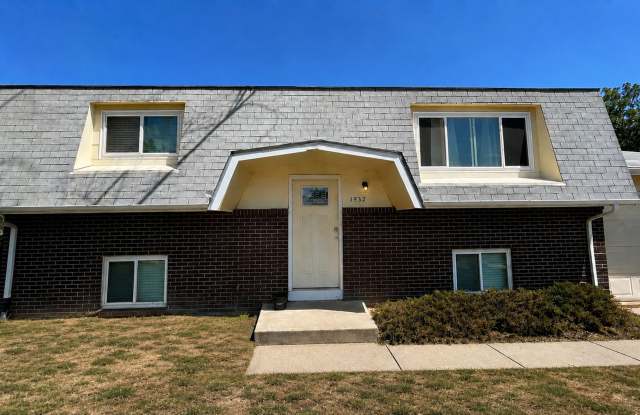 Great House In Fort Collins. Close to CSU