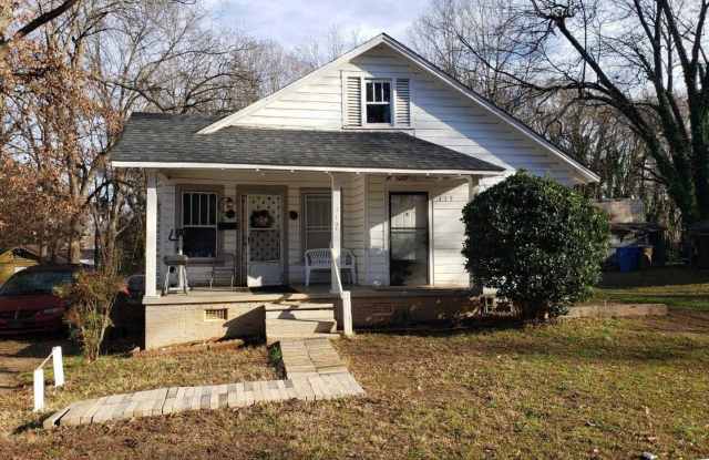 319 Clegg Street North