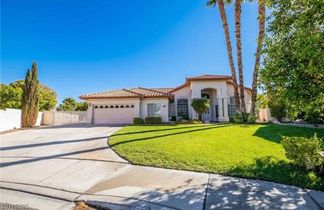 1400 Castle Crest Drive