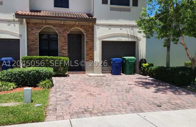 23941 SW 118th Ave