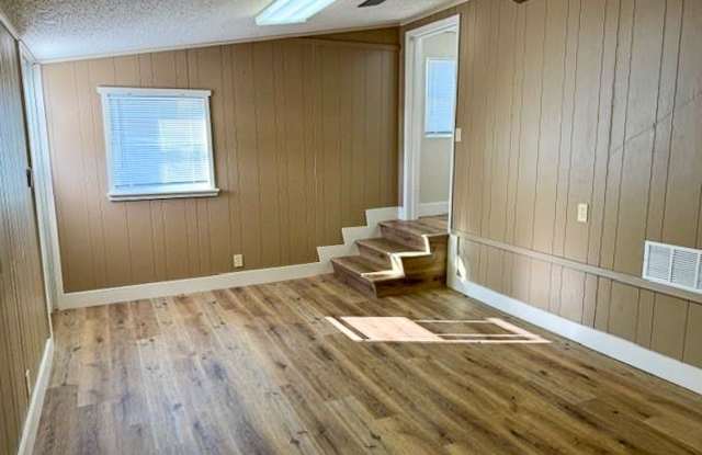 Great Country 1 Bedroom, 1 Bathroom