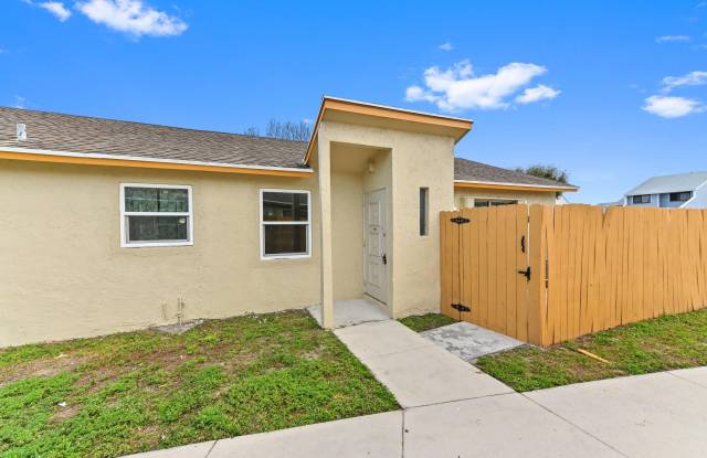 12461 Westhampton Circle