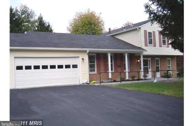 Photo of 1 APRICOT Court