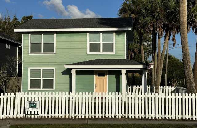401 MARGARET Street