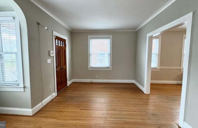 612 QUINTANA Place NW