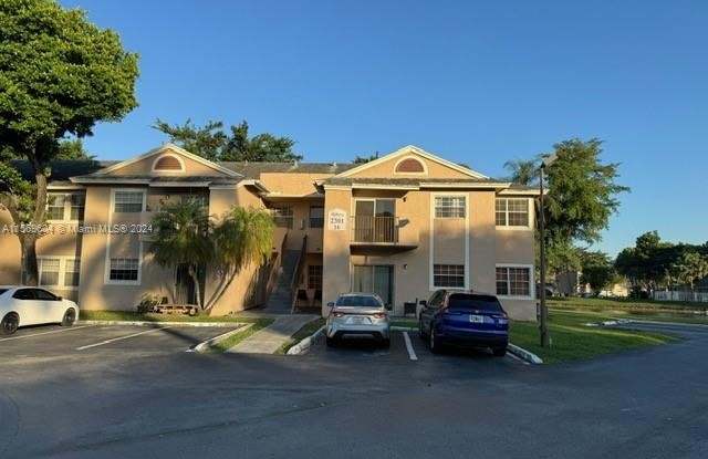 2301 NW 96th Ter - 2301 Northwest 96th Terrace, Pembroke Pines, FL 33024