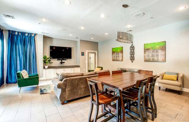 The Flats at North Springs