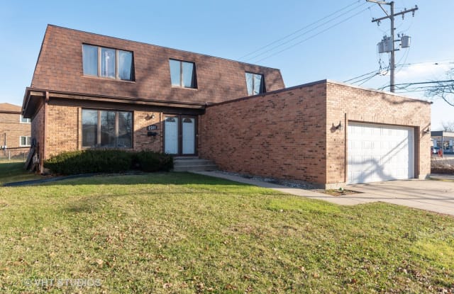 7211 North Keystone Avenue - 7211 Keystone Avenue, Lincolnwood, IL 60712