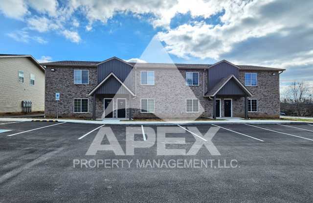 AVALON TOWNHOMES – LIKE NEW - 2 Bd/2.5 Ba Townhome off Topside Road with convenient access to Maryville or Knoxville!