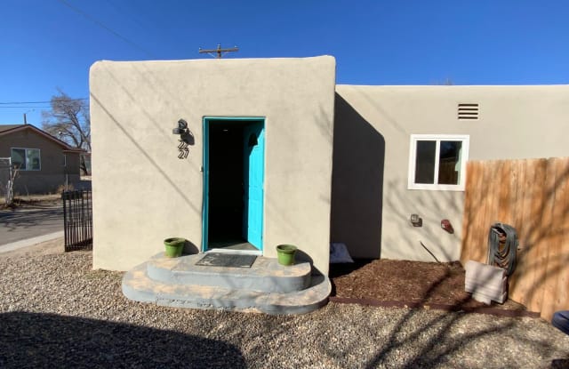 2227 Hollywood Ave NW - 2227 Hollywood Avenue Northwest, Albuquerque, NM 87104