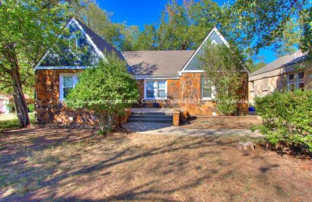 1825 Northwest 32nd Street