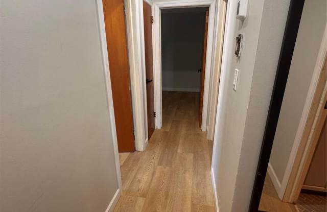 Photo of 239 Lake Avenue