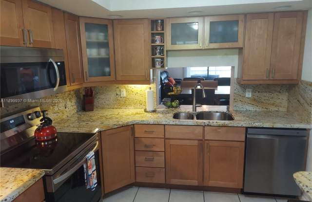 Photo of 16171 Blatt Blvd