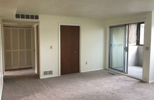 Move-In Today 2 Bedroom 1 Bathroom Apartment Close to Campus!