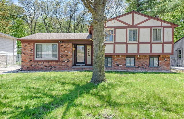 14640 Debbie Dr - 14640 Debbie Drive, Sterling Heights, MI 48313