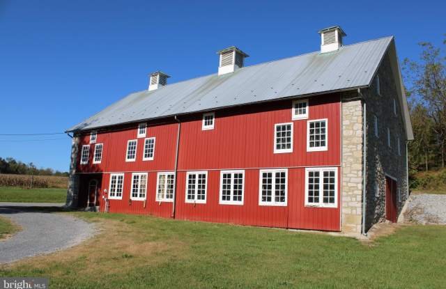 1451 W LEESPORT Road