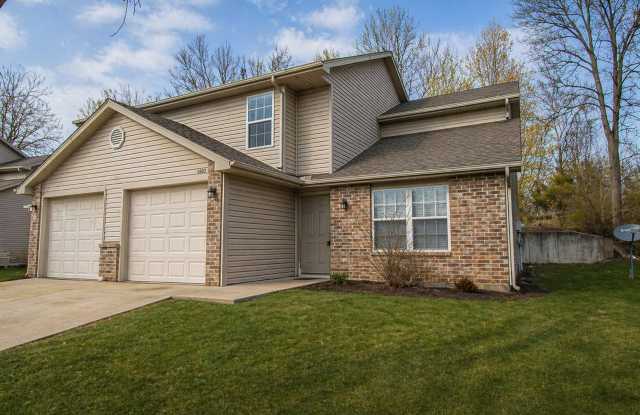 Large 4 bedroom Duplex