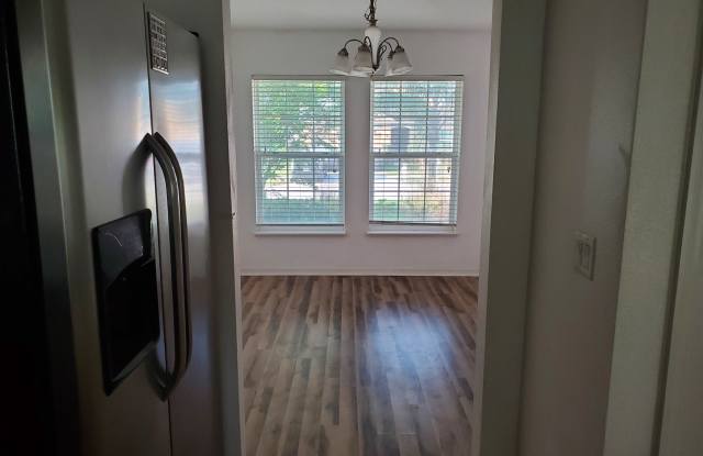 1836 Eagle Pines Circle