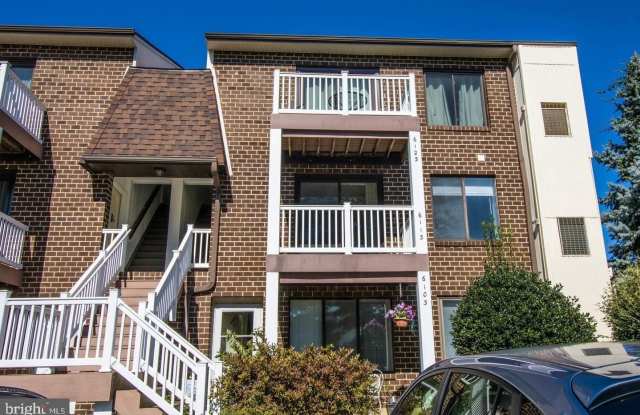 6113 HILLTOP Drive unit: Parkview