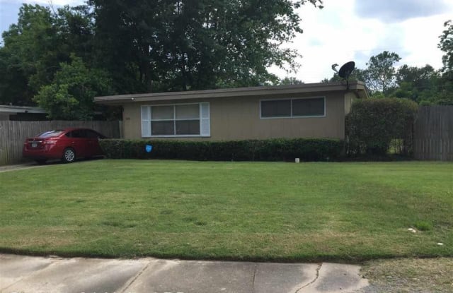 3406 S Iris St - 3406 Iris Street, Pine Bluff, AR 71603