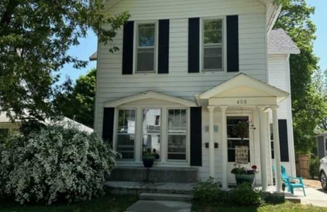 405 South Stewart Avenue