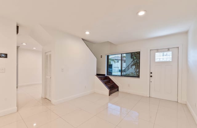 4576 Southwest 139th Court