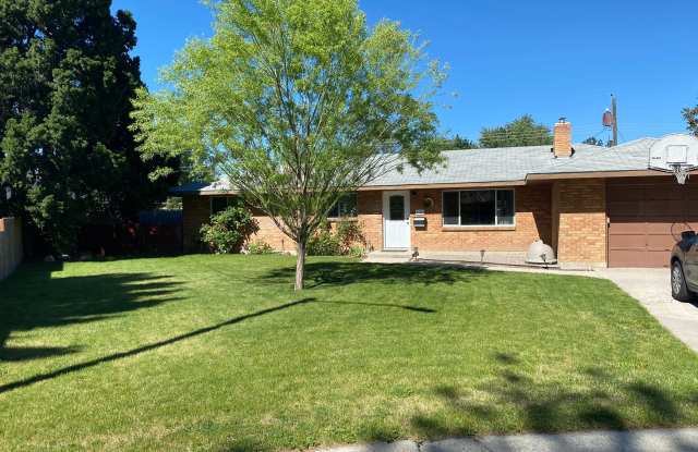 2116 W Lemhi Cir - 2116 Lemhi Circle, Boise, ID 83705