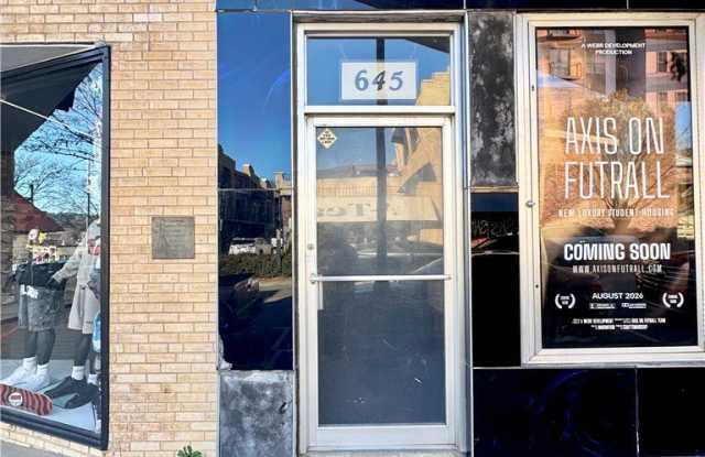 645 W Dickson Street
