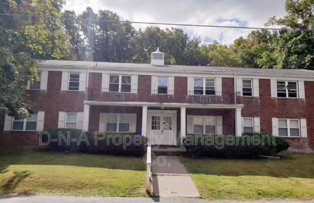 737 Clermont Ave - 737 Clermont Avenue, Stroudsburg, PA 18360