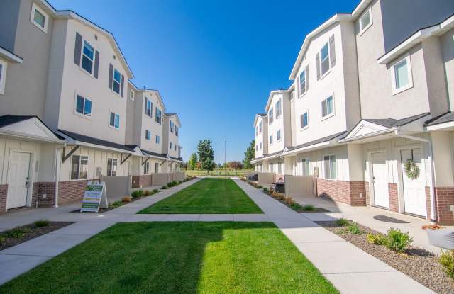 Beautiful 3-Story Payton in Nampa! Now Leasing!