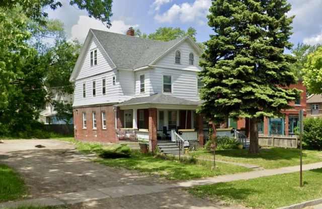 1007-1009 Dewey Avenue - 1007