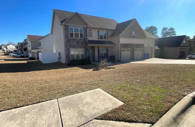 3005 Helmsman Drive, Fayetteville,NC 28306~ Highland Pointe At Summer Grove