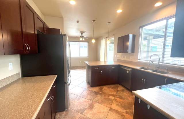 Large 4 bedroom 3 Bathroom house in Lahiki at Mehana in Kapolei