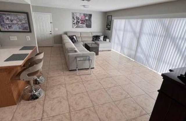 11573 Winchester Drive, Palm Beach Gardens, FL 33410