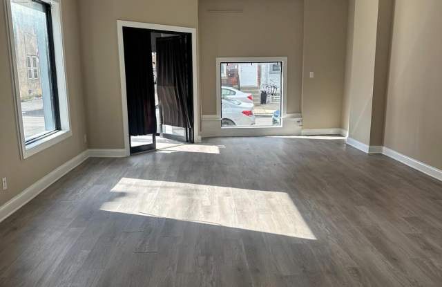 1413 S 23RD Street unit: Commercial Unit