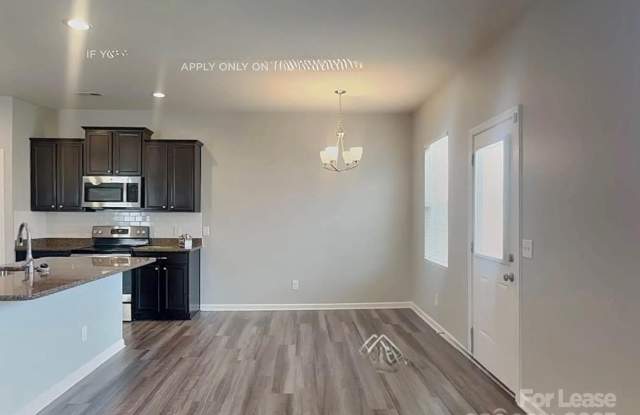 9011 Paddle Oak Road