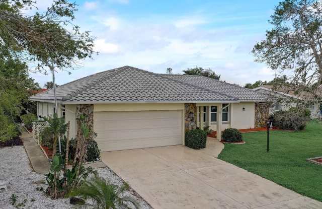 10 Stone Mountain Boulevard