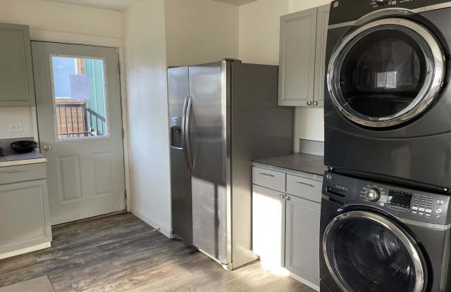 324 S Asbury St. Apt 1