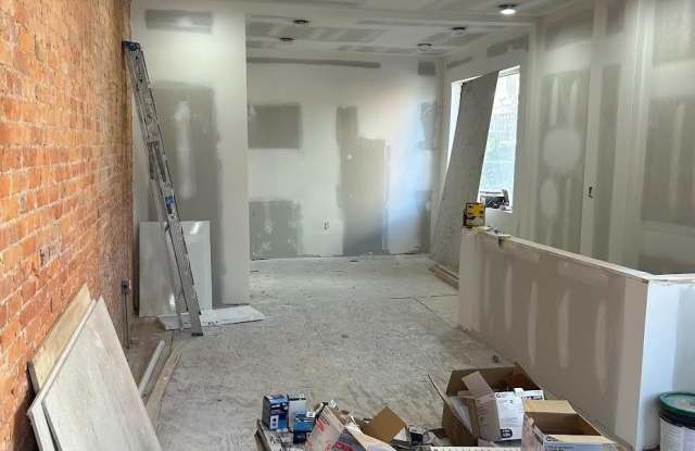 5635 BROOMALL Street unit: 5635