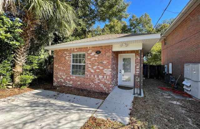 1116 N 7th Ave
