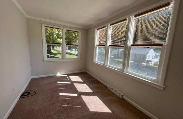 2+ bedroom house $750