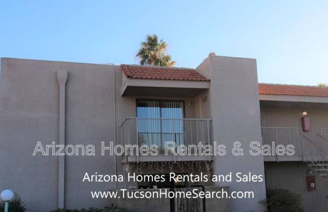 Photo of 6625 E Golf Links Road